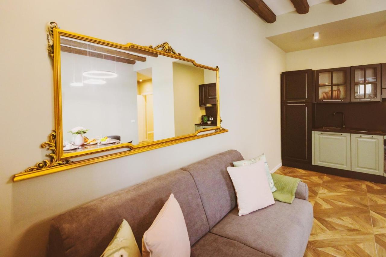 Chiara Home Udine Bagian luar foto